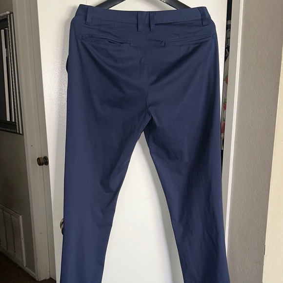 RHONE Men's Deep Blue Chinos Size 32 - Picture 8 of 15